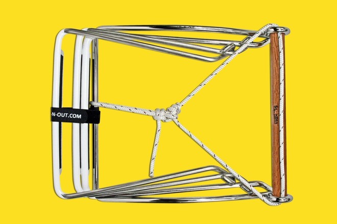 DW3 dinghy ladder collapsed ©  SW